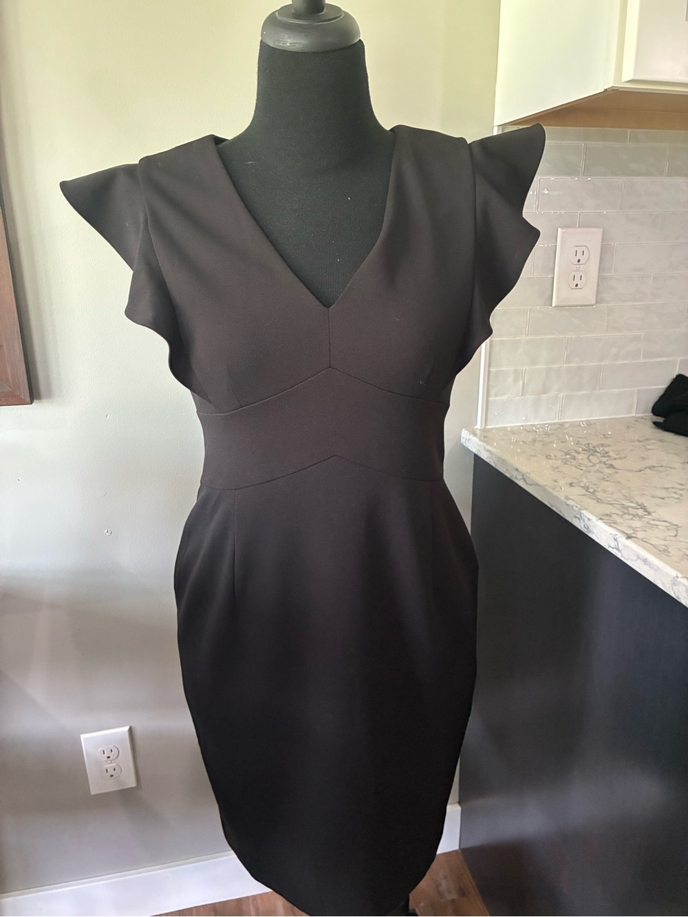 DKNY women’s 8 Black V-Neck Flutter Sleeve Midi Dress Exposed Zip